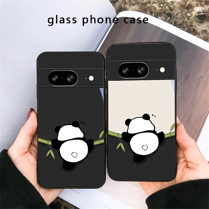 غطاء هاتف زجاجي أسود بتصميم با - مراجعة Google Pixel 8A وسعره