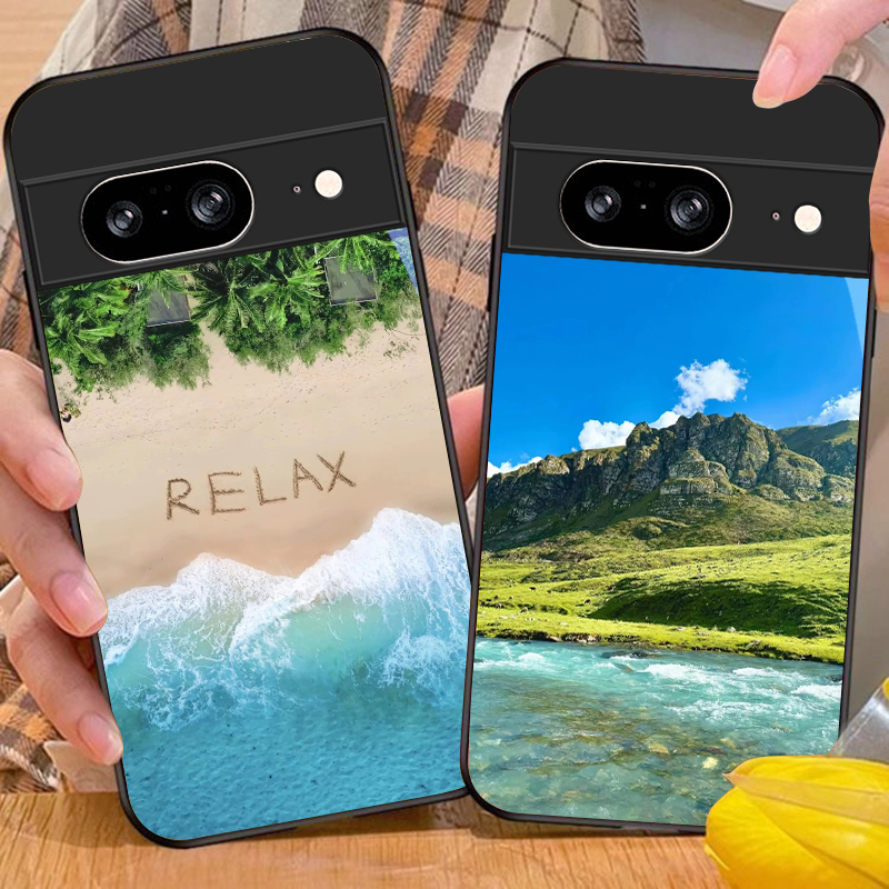 غطاء هاتف زجاجي أسود بتصميم مش - مراجعة Google Pixel 8A وسعره